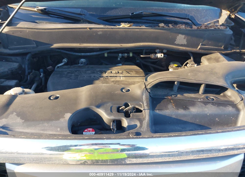 2011 HONDA PILOT LX VIN: 5FNYF4H26BB036472