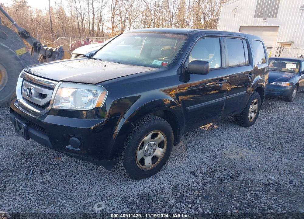2011 HONDA PILOT LX VIN: 5FNYF4H26BB036472