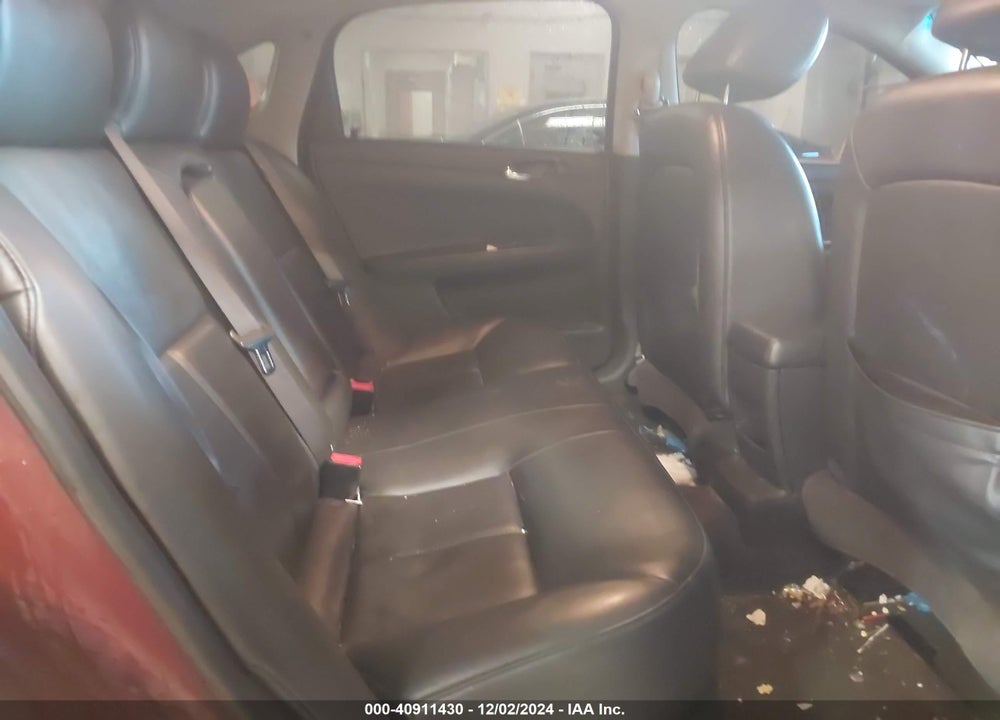 2011 CHEVROLET IMPALA LT VIN: 2G1WG5EK3B1231035