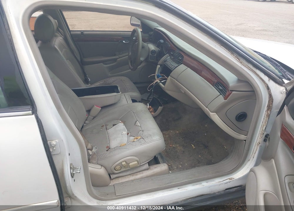 2005 CADILLAC DEVILLE LIVERY VIN: 1G6KD54Y15U219773