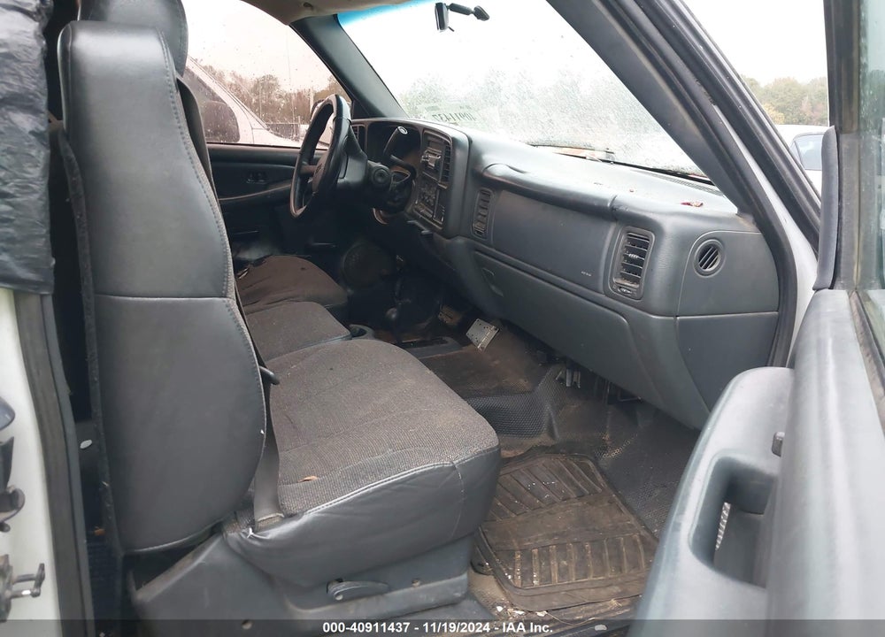 2002 CHEVROLET SILVERADO 1500 VIN: 2GCEK19V621183500