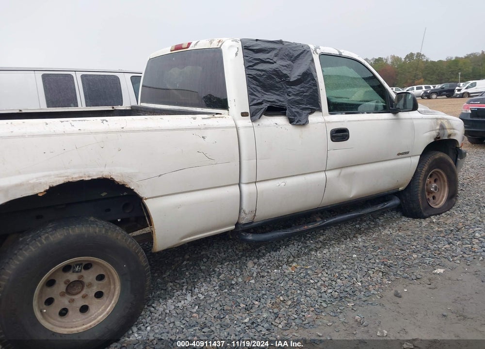 2002 CHEVROLET SILVERADO 1500 VIN: 2GCEK19V621183500