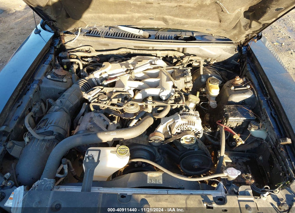 2000 FORD MUSTANG VIN: 1FAFP4040YF121089