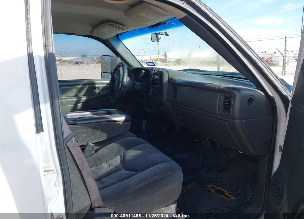 2005 CHEVROLET SILVERADO 2500HD VIN: 1GCHC23U65F850224