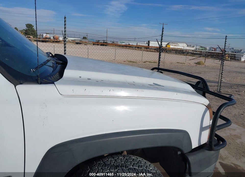 2005 CHEVROLET SILVERADO 2500HD VIN: 1GCHC23U65F850224