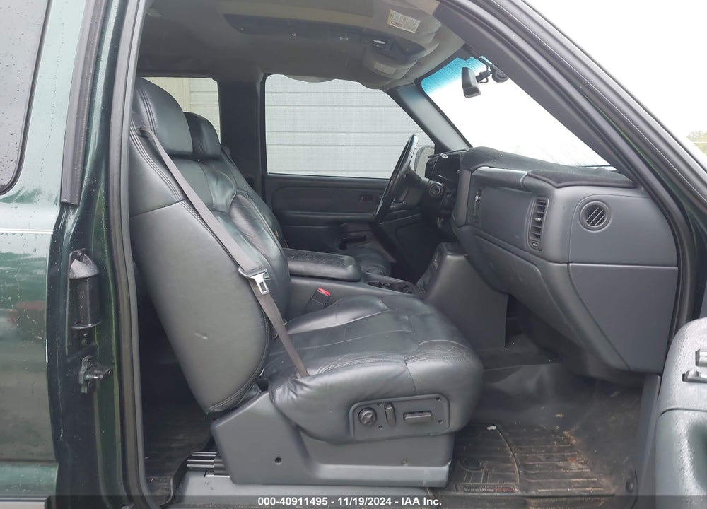 2002 CHEVROLET SILVERADO 1500 LT VIN: 1GCEK19T62E206030
