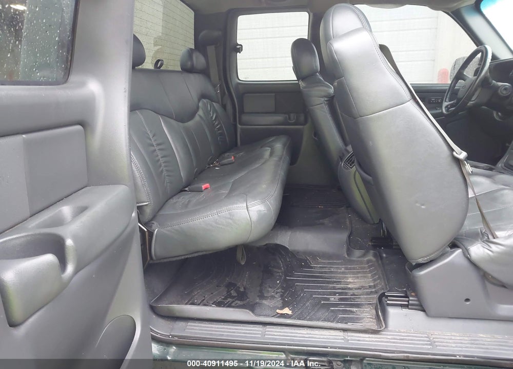 2002 CHEVROLET SILVERADO 1500 LT VIN: 1GCEK19T62E206030