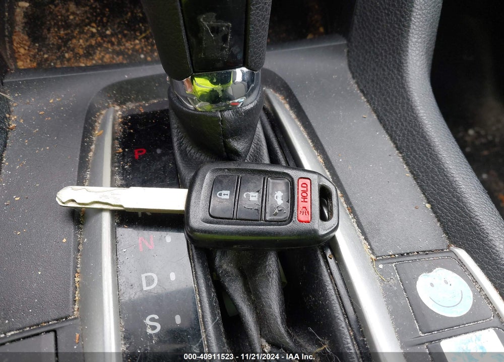 2019 HONDA CIVIC VIN: 2HGFC2F62KH545822