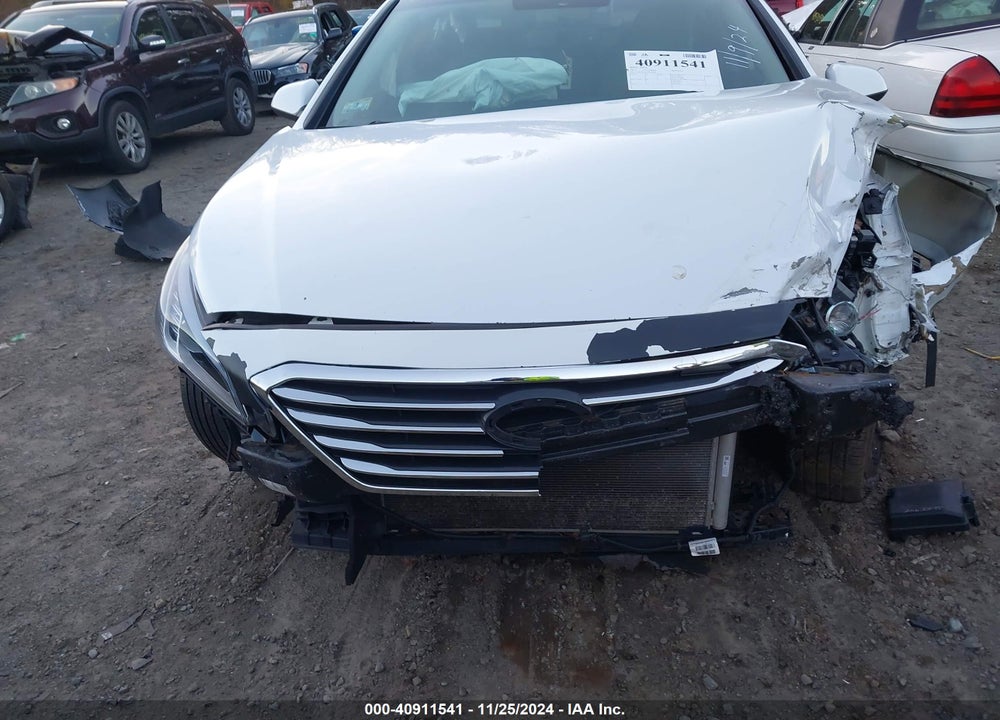 2016 HYUNDAI SONATA VIN: 5NPE24AF2GH310450