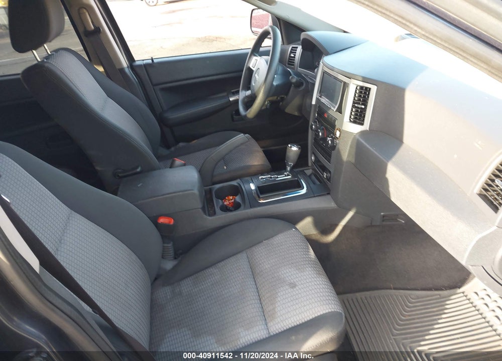 2008 JEEP GRAND CHEROKEE LAREDO VIN: 1J8GR48K98C221522