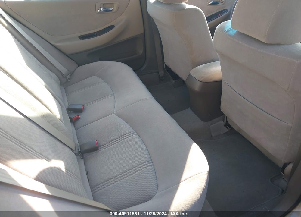 2000 HONDA ACCORD 2.3 SE VIN: JHMCG6696YC008629