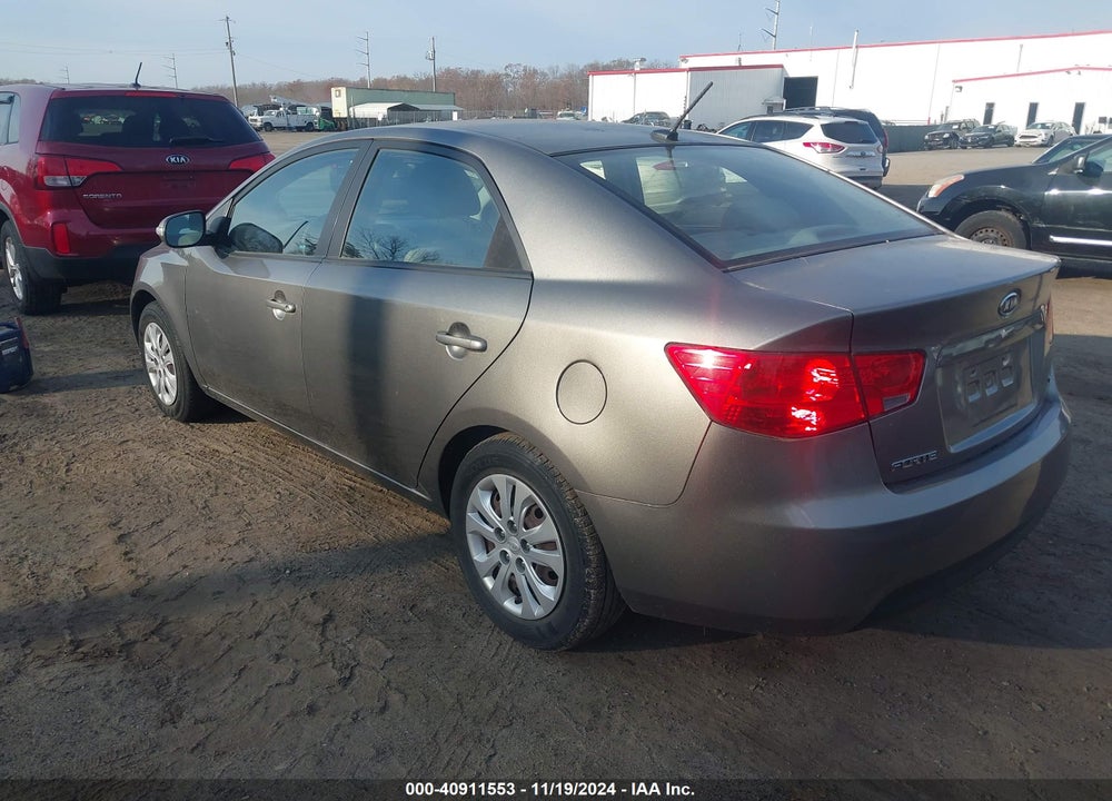 2010 KIA FORTE EX VIN: KNAFU4A29A5226397