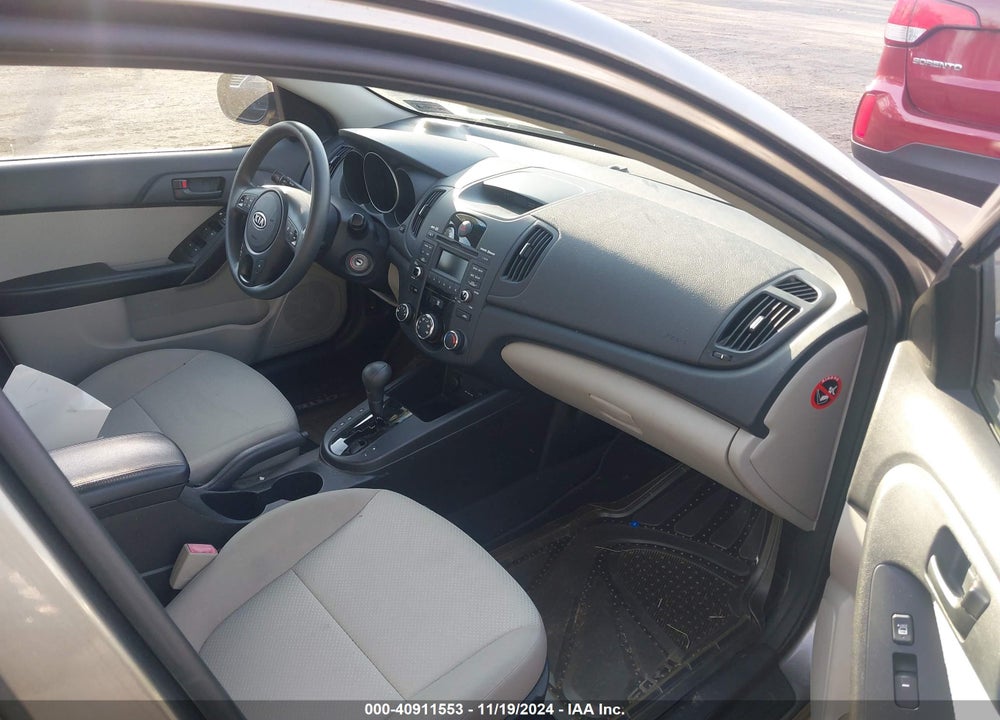 2010 KIA FORTE EX VIN: KNAFU4A29A5226397