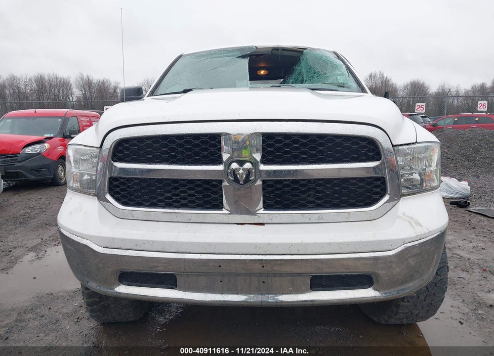 2019 RAM 1500 CLASSIC SLT 4X4 6'4 BOX VIN: 1C6RR7TT1KS550902