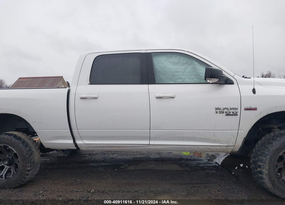 2019 RAM 1500 CLASSIC SLT 4X4 6'4 BOX VIN: 1C6RR7TT1KS550902