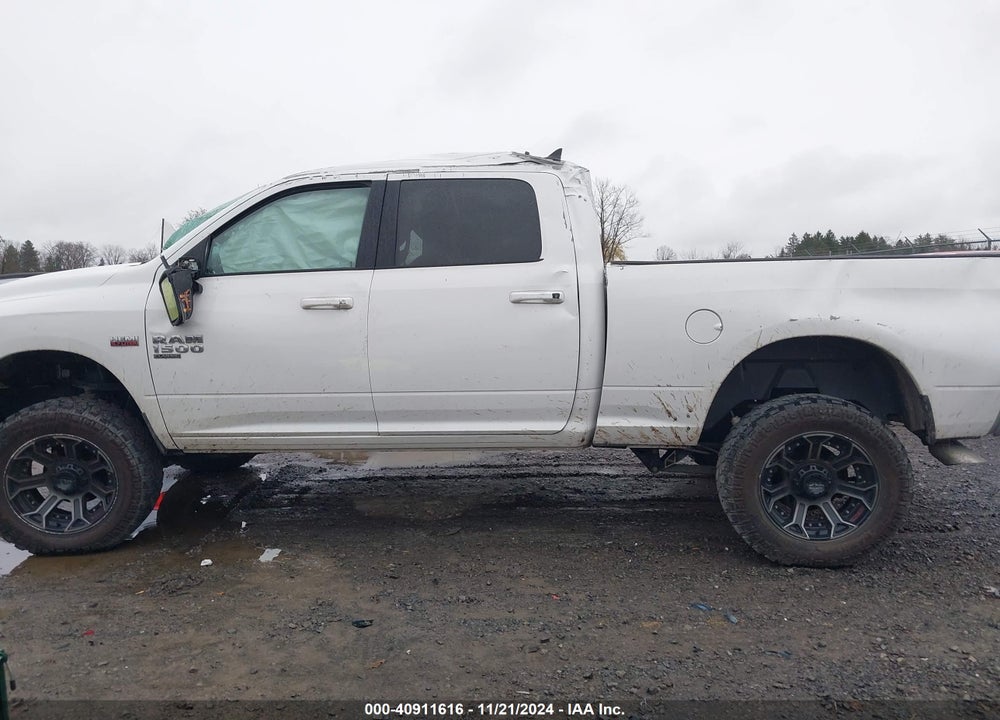 2019 RAM 1500 CLASSIC SLT 4X4 6'4 BOX VIN: 1C6RR7TT1KS550902