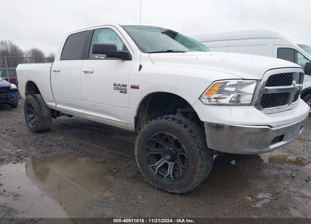 2019 RAM 1500 CLASSIC SLT 4X4 6'4 BOX VIN: 1C6RR7TT1KS550902