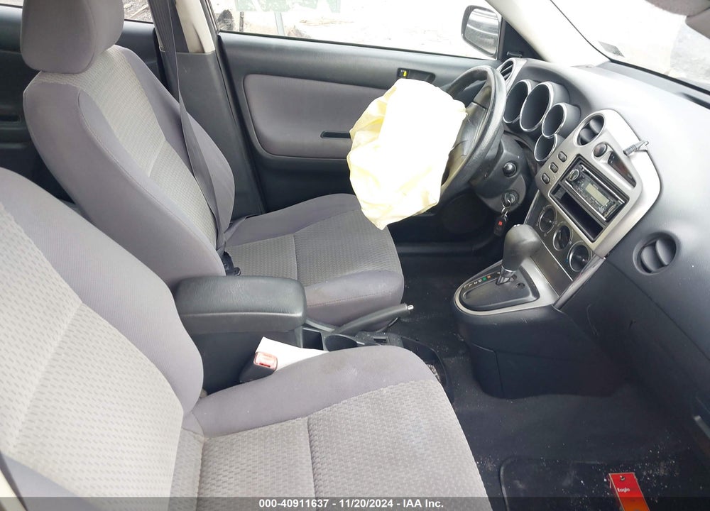 2005 TOYOTA MATRIX VIN: 2T1KR32E95C427571