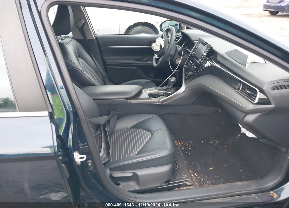 2021 TOYOTA CAMRY SE VIN: 4T1G11AK2MU542437