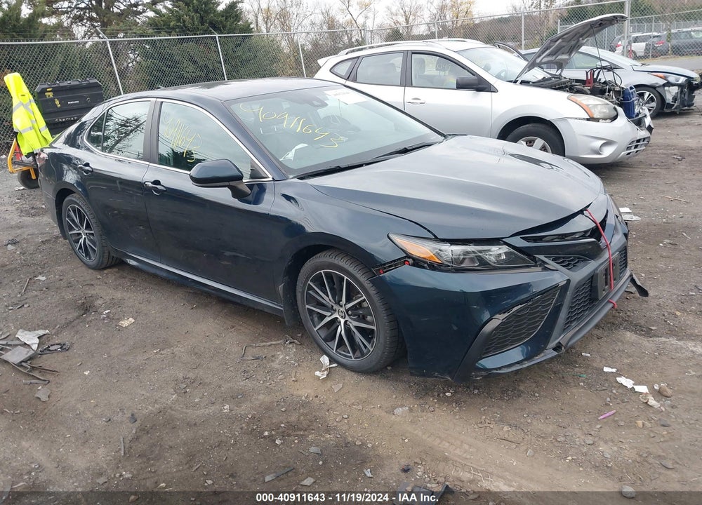 2021 TOYOTA CAMRY SE VIN: 4T1G11AK2MU542437