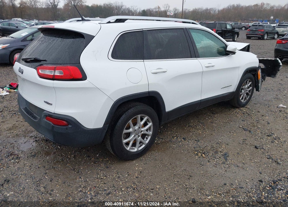 2015 JEEP CHEROKEE LATITUDE VIN: 1C4PJMCB4FW625734