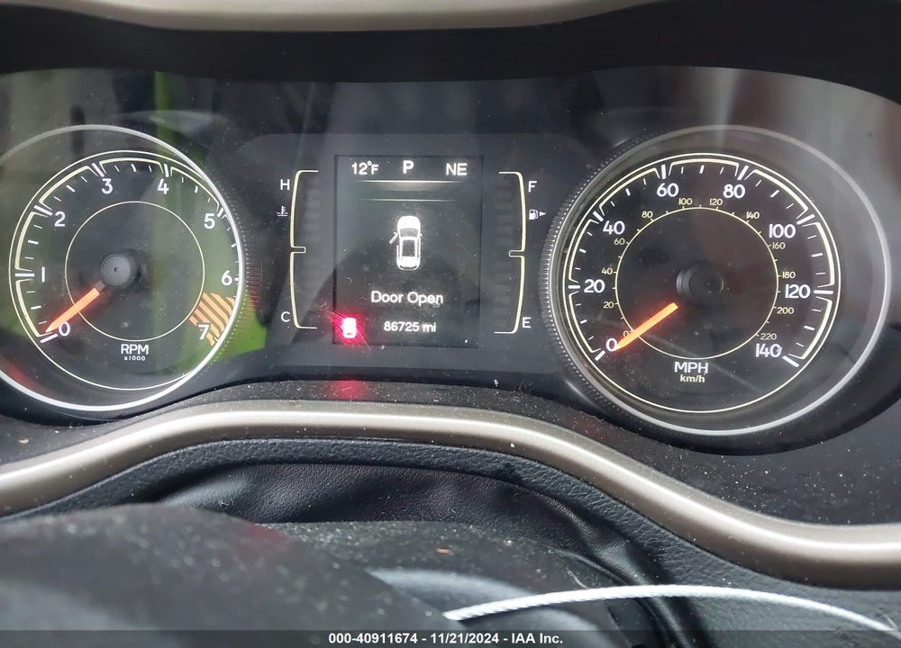2015 JEEP CHEROKEE LATITUDE VIN: 1C4PJMCB4FW625734