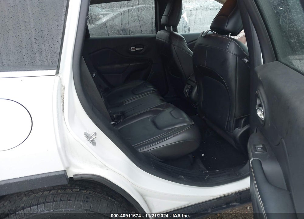 2015 JEEP CHEROKEE LATITUDE VIN: 1C4PJMCB4FW625734