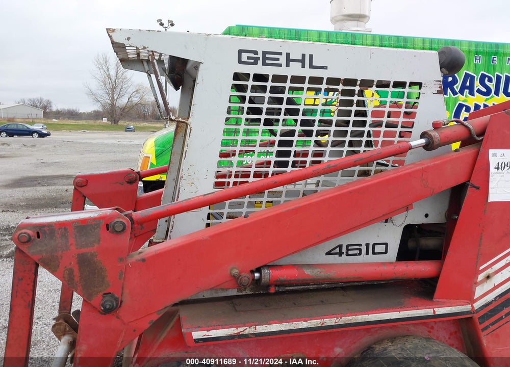 1987 GEHL SL4610 SKID STEER VIN: 5496