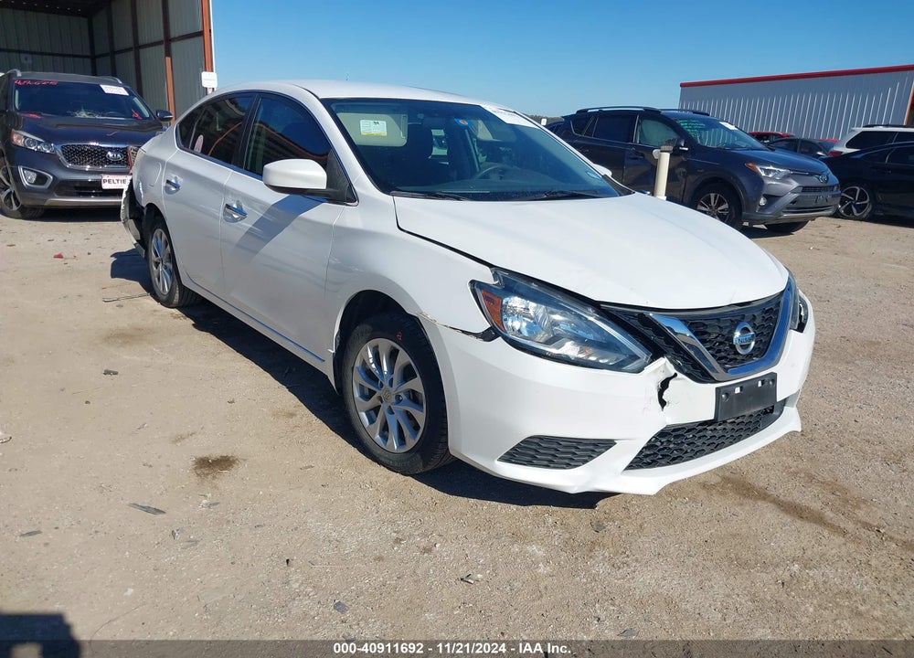 2018 NISSAN SENTRA SV VIN: 3N1AB7AP9JY207581