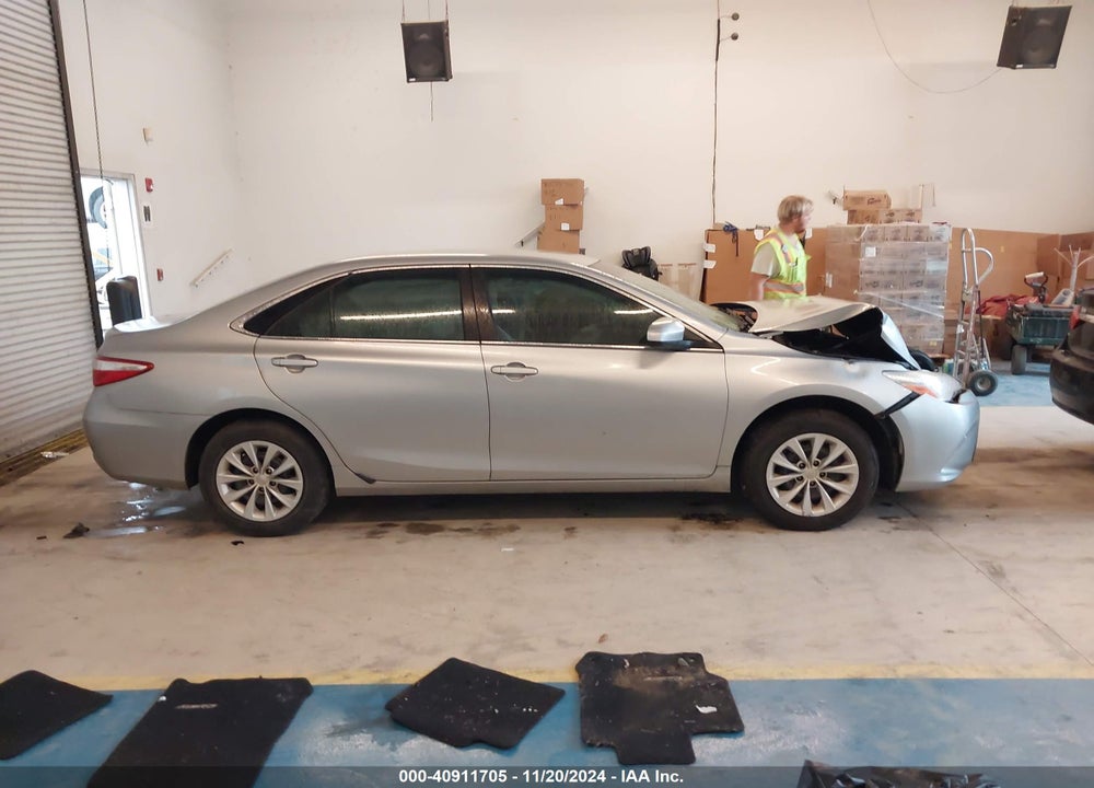 2017 TOYOTA CAMRY LE VIN: 4T1BF1FK8HU784241