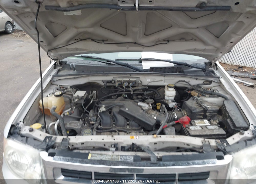 2008 FORD ESCAPE XLT VIN: 1FMCU03108KE78503