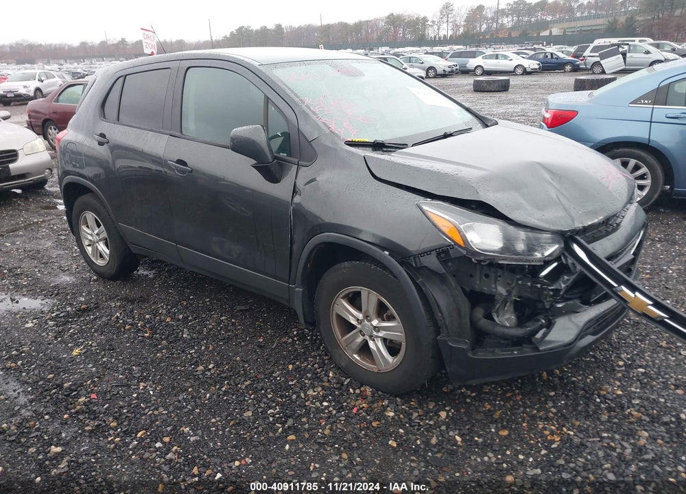 2019 CHEVROLET TRAX LS VIN: 3GNCJNSB9KL339844