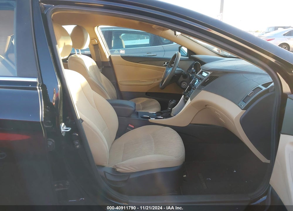 2011 HYUNDAI SONATA GLS VIN: 5NPEB4AC1BH037600