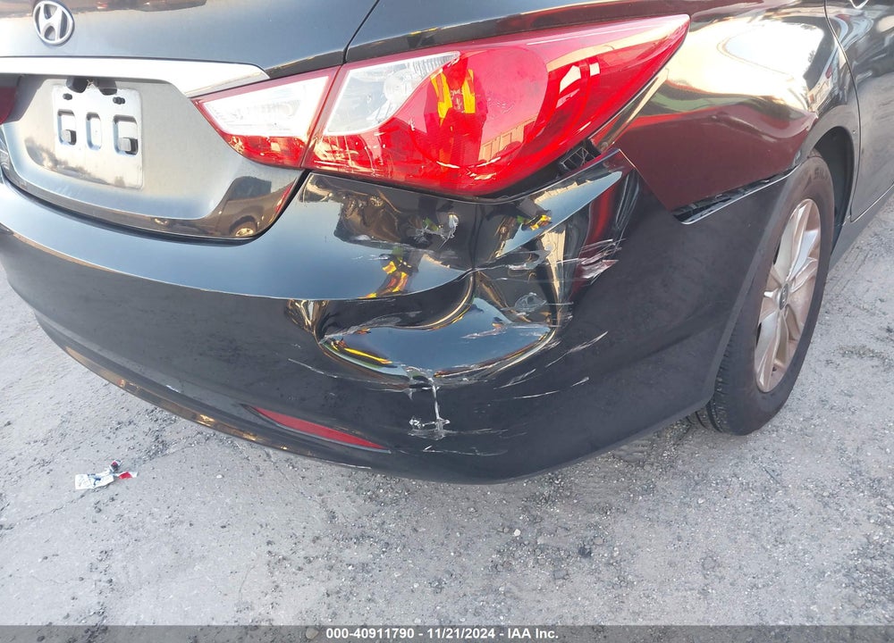 2011 HYUNDAI SONATA GLS VIN: 5NPEB4AC1BH037600