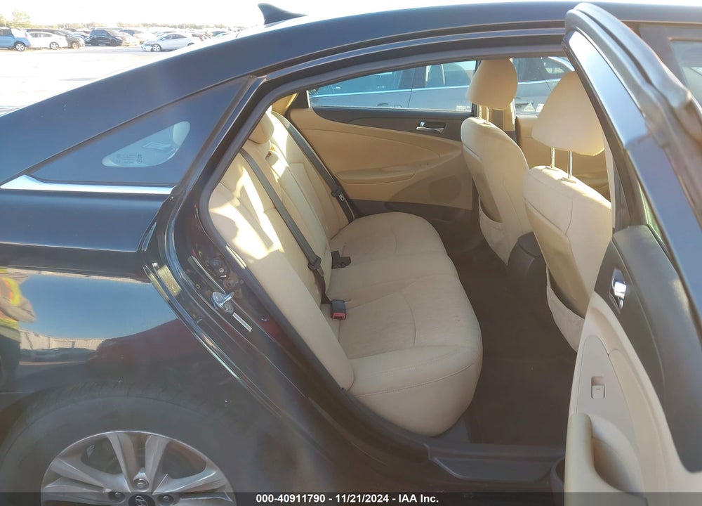 2011 HYUNDAI SONATA GLS VIN: 5NPEB4AC1BH037600