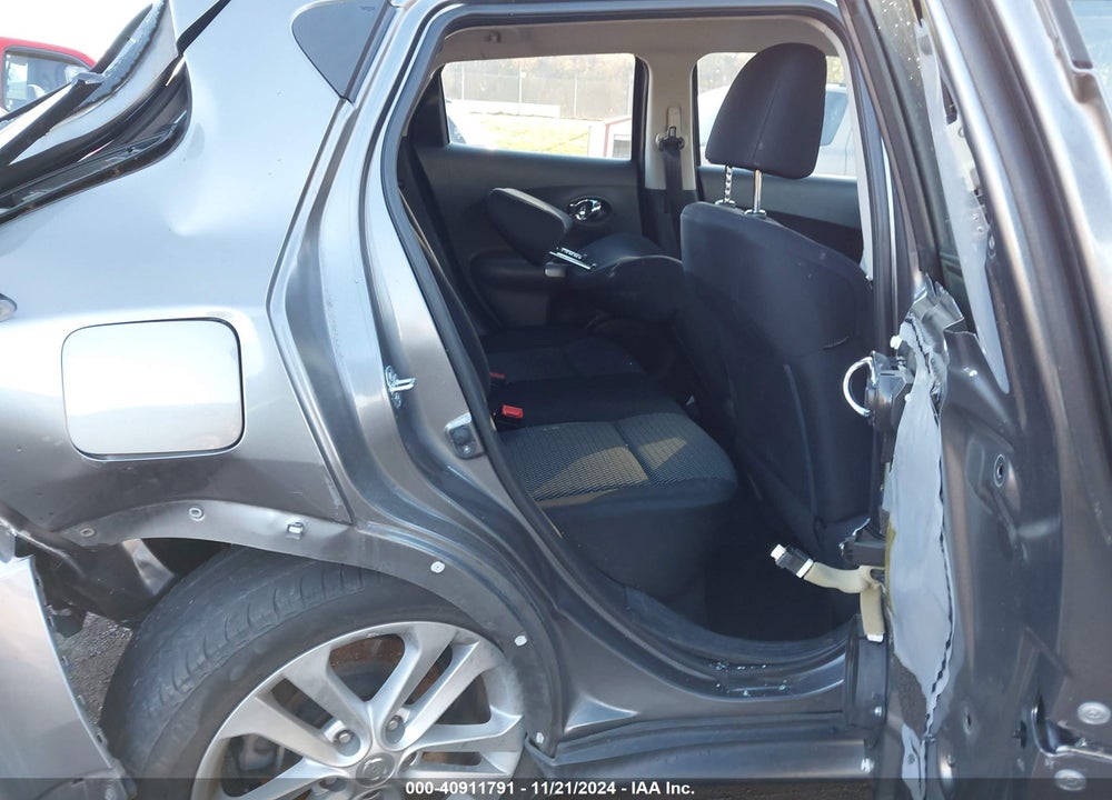 2015 NISSAN JUKE S VIN: JN8AF5MV1FT562863
