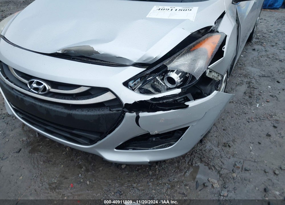 2013 HYUNDAI ELANTRA GT VIN: KMHD35LE8DU124797