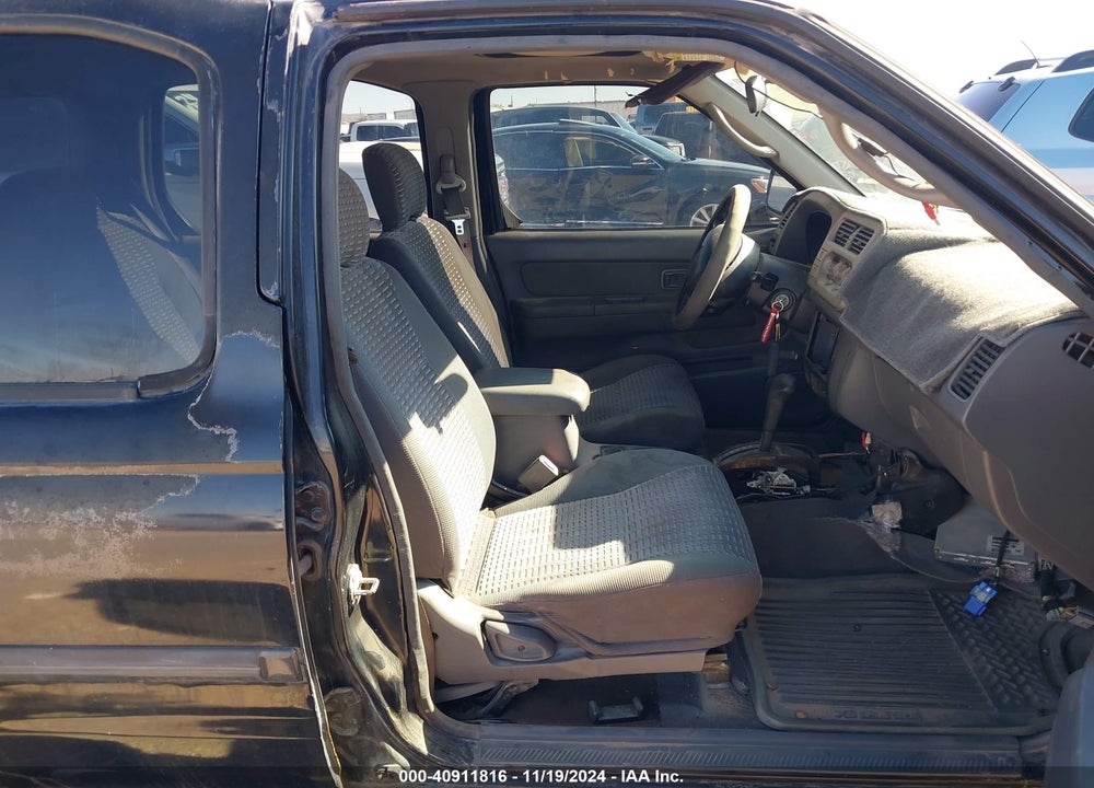2001 NISSAN XTERRA SE VIN: 5N1ED28T01C587977