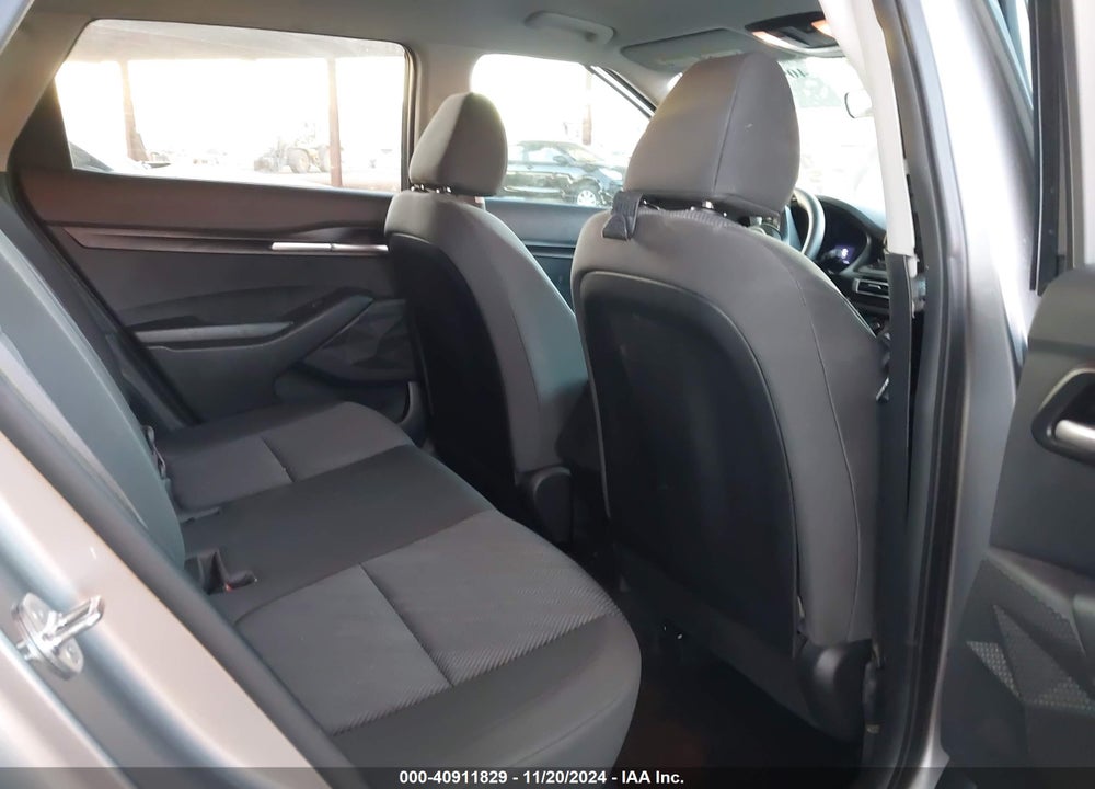 2022 KIA SELTOS LX VIN: KNDEPCAA5N7330693
