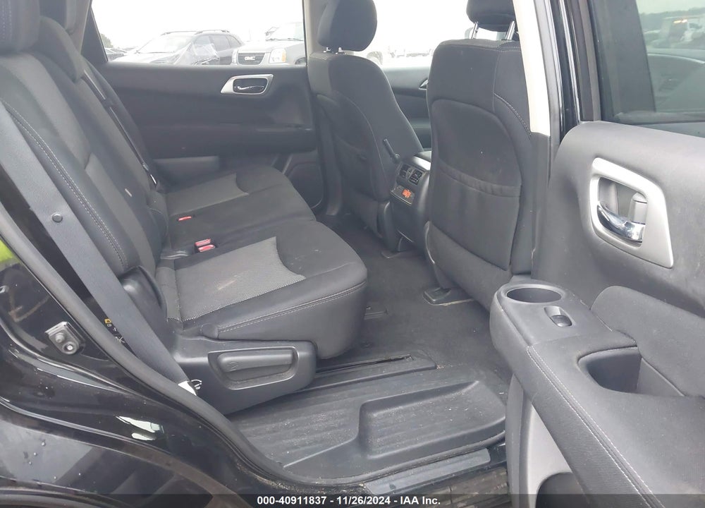 2017 NISSAN PATHFINDER VIN: 5N1DR2MM6HC669802
