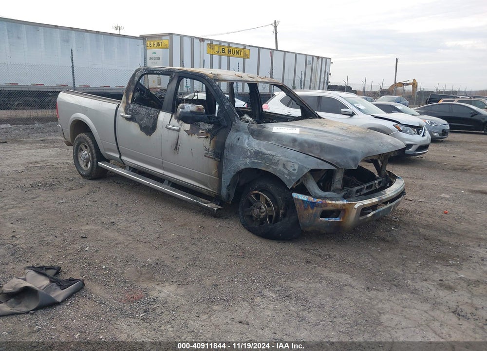 2013 RAM 2500 LAIE VIN: 3C6TR5FT9DG603782