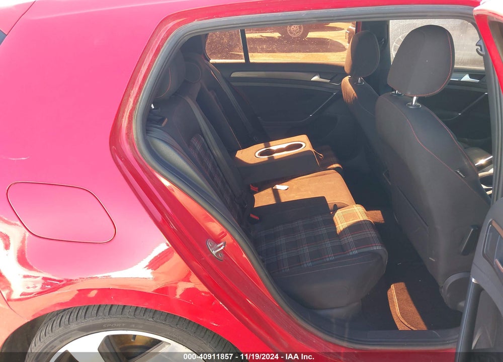 2018 VOLKSWAGEN GOLF GTI 2.0T AUTOBAHN/2.0T S/2.0T SE VIN: 3VW547AU3JM295868