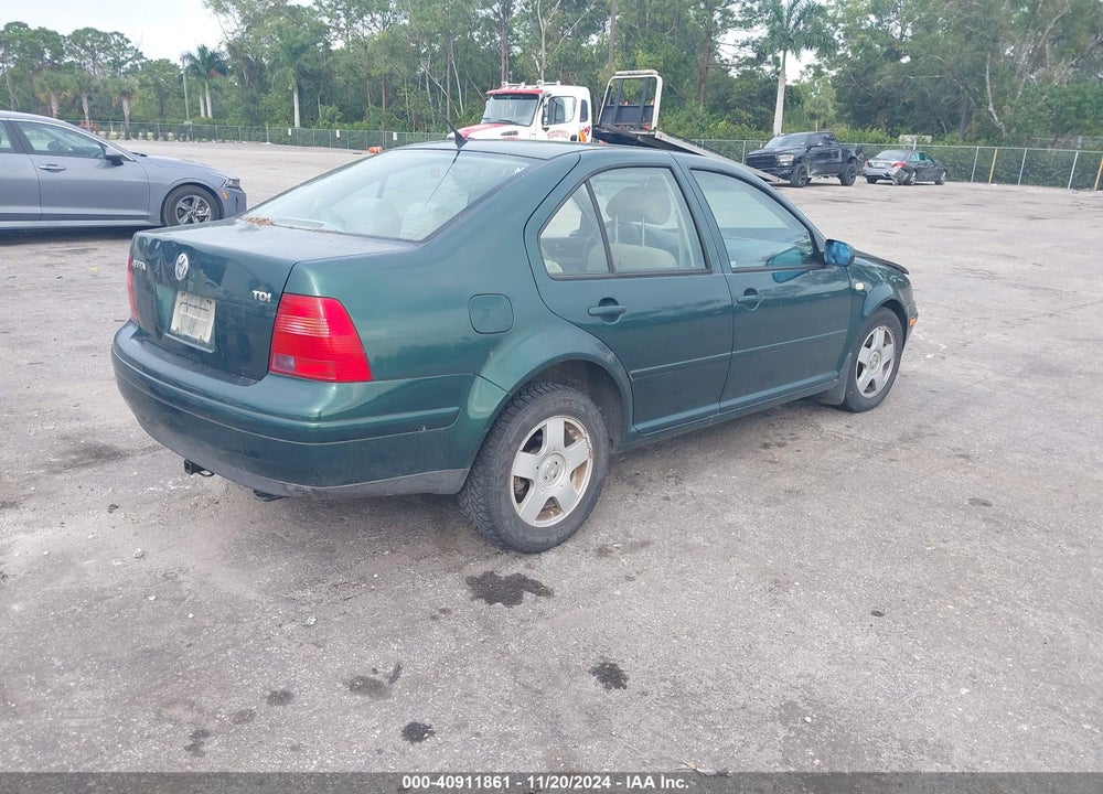 2000 VOLKSWAGEN JETTA GLS TDI VIN: 3VWSF29M2YM111549