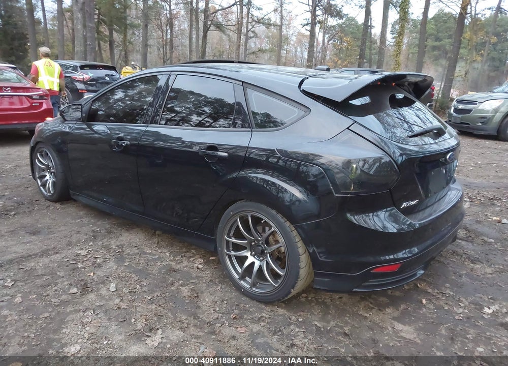 2013 FORD FOCUS ST VIN: 1FADP3L94DL241398