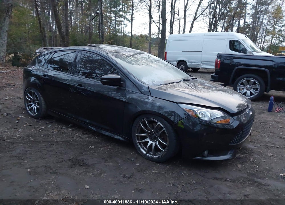 2013 FORD FOCUS ST VIN: 1FADP3L94DL241398