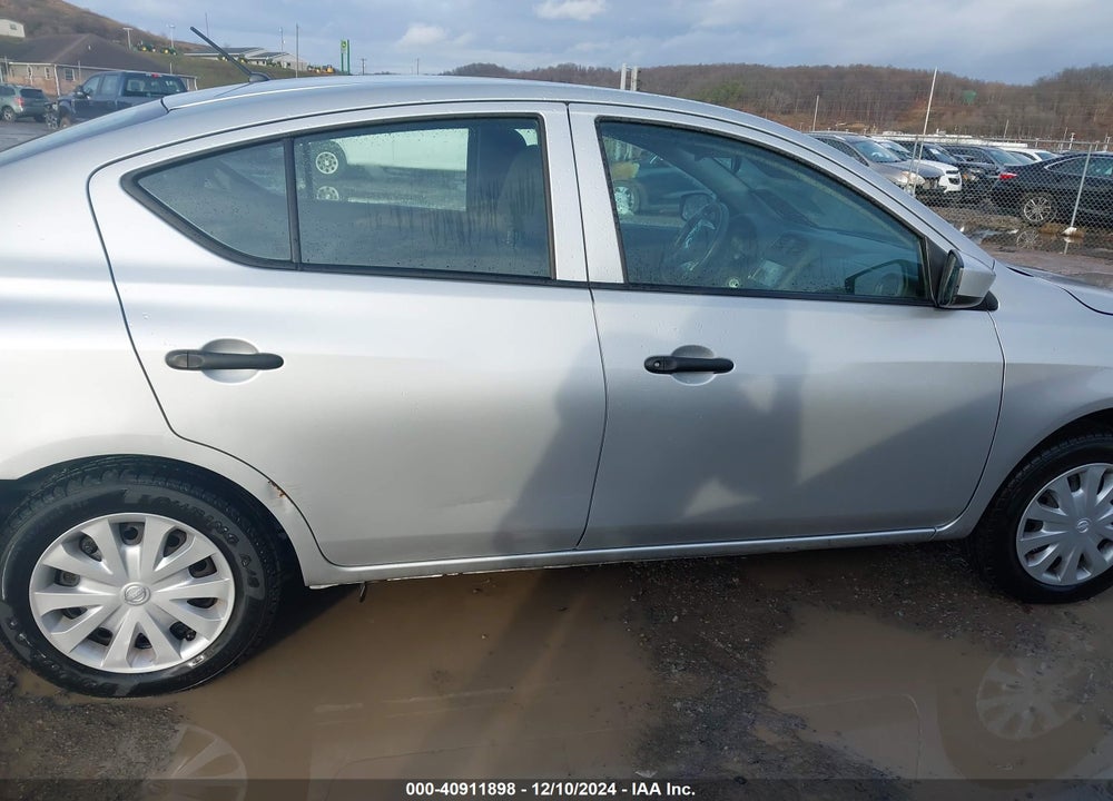 2018 NISSAN VERSA 1.6 S+ VIN: 3N1CN7APXJL888251