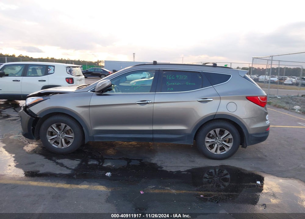 2014 HYUNDAI SANTA FE SPORT 2.4L VIN: 5XYZU3LB2EG182585