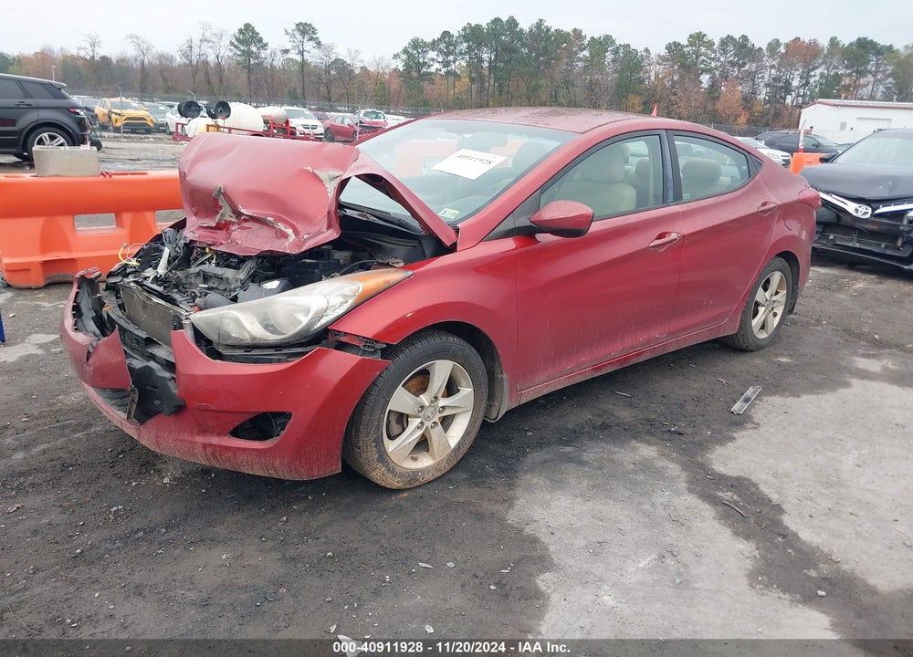 2013 HYUNDAI ELANTRA GLS VIN: KMHDH4AE8DU702623