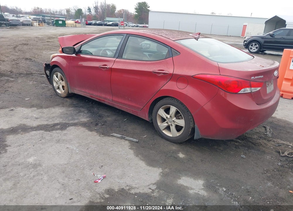 2013 HYUNDAI ELANTRA GLS VIN: KMHDH4AE8DU702623