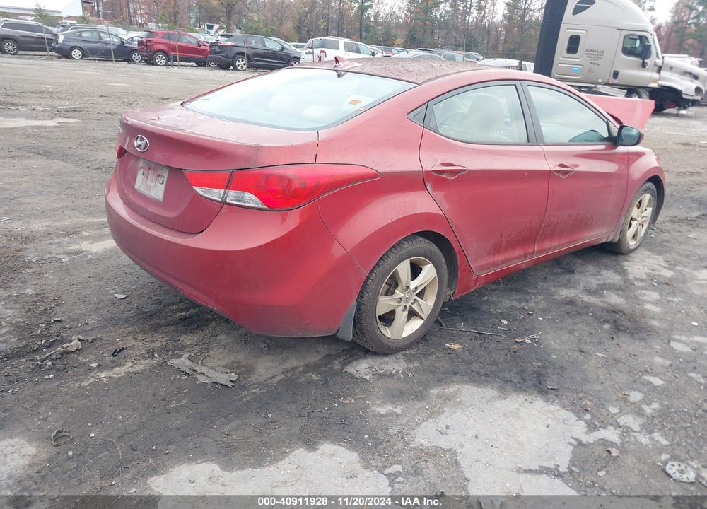 2013 HYUNDAI ELANTRA GLS VIN: KMHDH4AE8DU702623